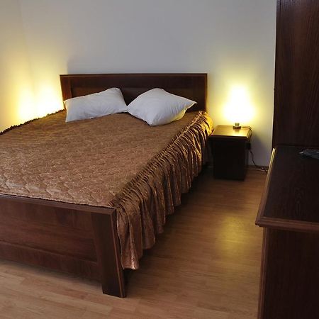Hotel Oras Zlatna Zewnętrze zdjęcie