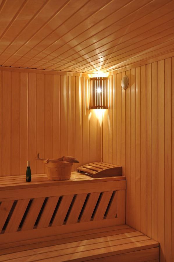 Hotel Oras Zlatna Zewnętrze zdjęcie